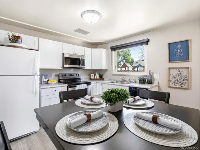 1466 S Chase St, Lakewood, CO 80232