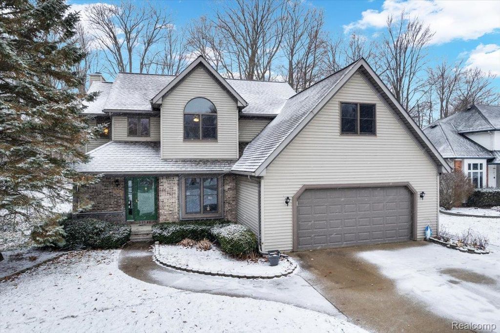 3669 Connie Lane, Fort Gratiot Charter Township, MI 48059