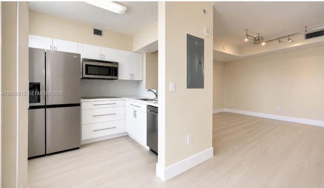 1 Glen Royal Parkway 1210, Miami, FL 33125