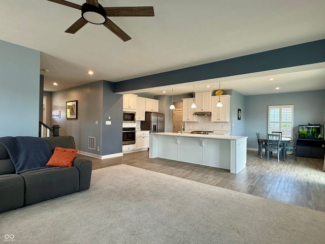 2627 Chalbury Drive, Plainfield, IN 46168