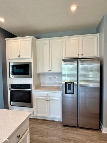 2627 Chalbury Drive, Plainfield, IN 46168