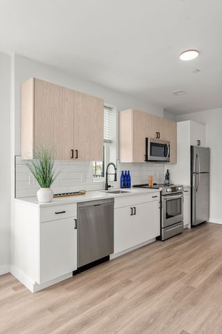 10 Somerset 206, Winthrop, MA 02152