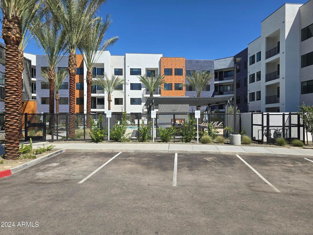 2500 E Marco Polo Road S1, Phoenix, AZ 85050