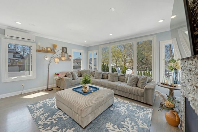 158 CARMITA AVE, Rutherford, NJ 07070