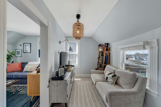 158 CARMITA AVE, Rutherford, NJ 07070