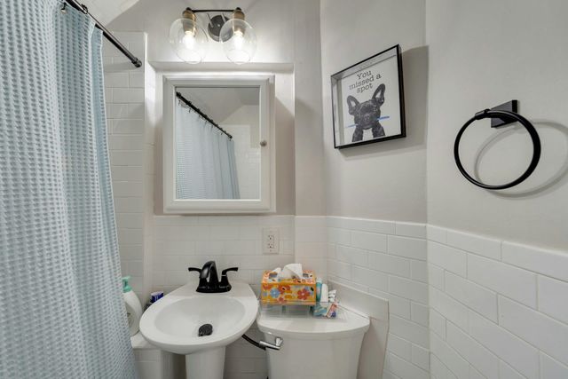 158 CARMITA AVE, Rutherford, NJ 07070