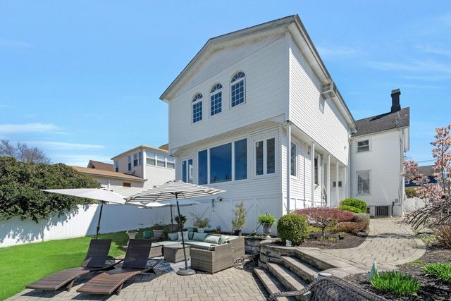 158 CARMITA AVE, Rutherford, NJ 07070