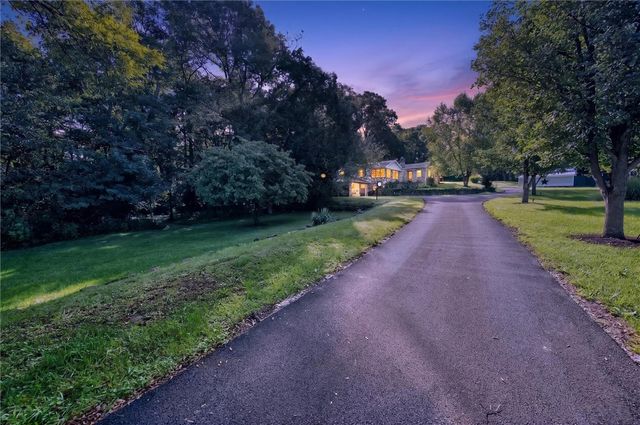 1660 E Central Avenue, Miamisburg, OH 45342