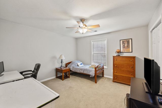 104 Greenfield Court, Danville, KY 40422