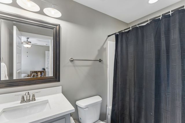 555 Gresham Ln Unit 2D, Murfreesboro, TN 37129