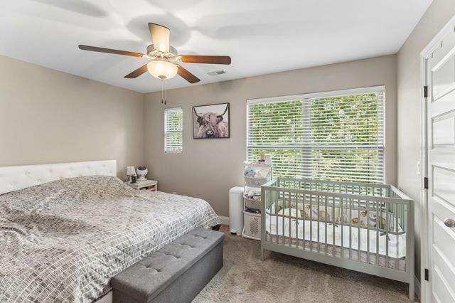 555 Gresham Ln Unit 2D, Murfreesboro, TN 37129