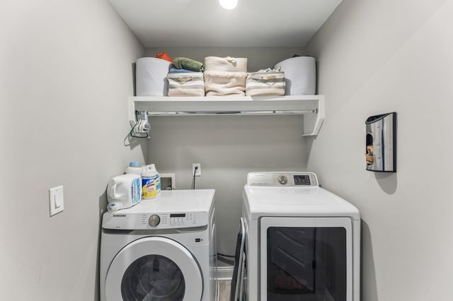555 Gresham Ln Unit 2D, Murfreesboro, TN 37129