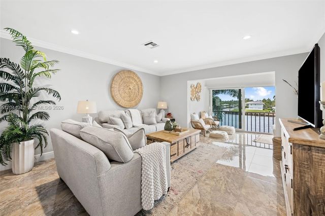 711 N Riverside Drive 302, Pompano Beach, FL 33062