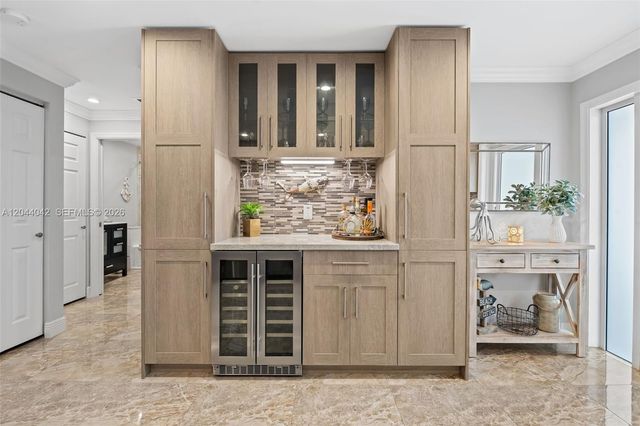711 N Riverside Drive 302, Pompano Beach, FL 33062