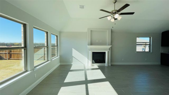 513 Redbud Drive, Royse City, TX 75189