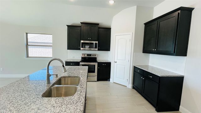 513 Redbud Drive, Royse City, TX 75189