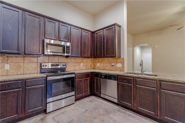 421 Jack Rabbit LN A, Buda, TX 78610