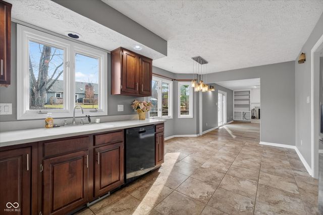 8333 Tequista Circle, Indianapolis, IN 46236