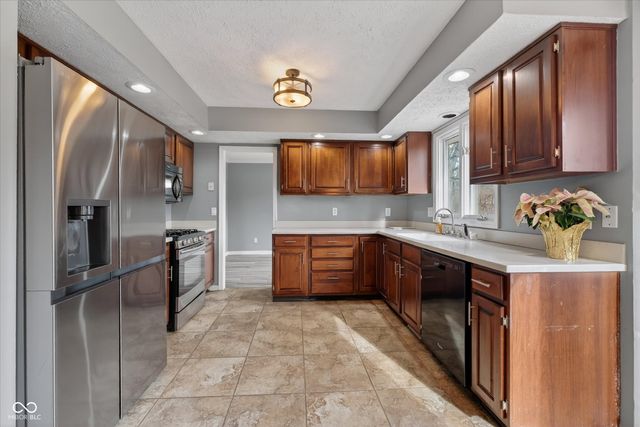 8333 Tequista Circle, Indianapolis, IN 46236