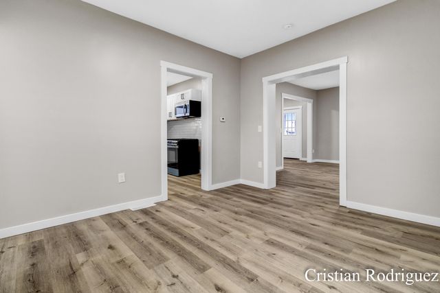 145 Nw Straight Avenue Nw, City Of Grand Rapids, MI 49504