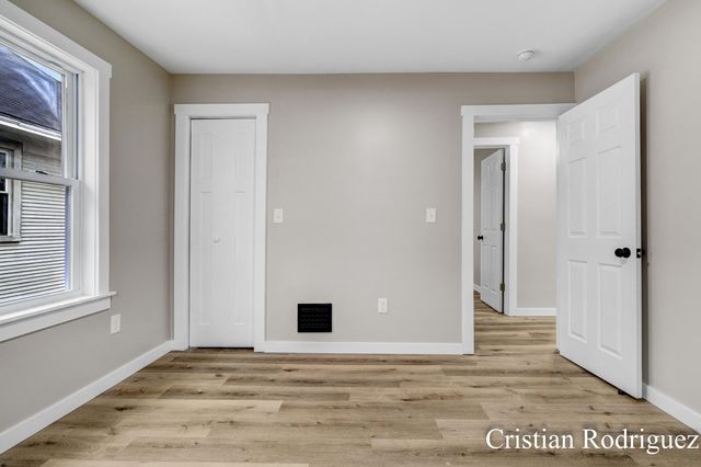 145 Nw Straight Avenue Nw, City Of Grand Rapids, MI 49504