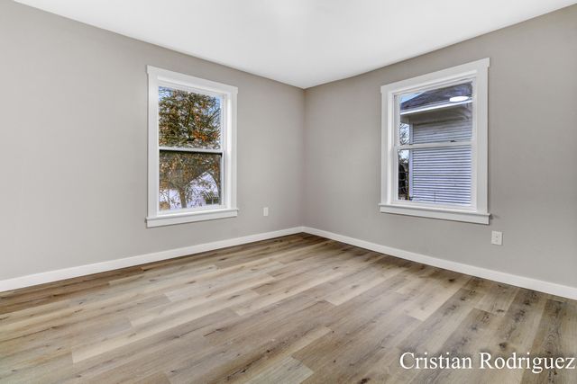 145 Nw Straight Avenue Nw, City Of Grand Rapids, MI 49504