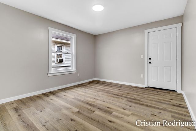 145 Nw Straight Avenue Nw, City Of Grand Rapids, MI 49504