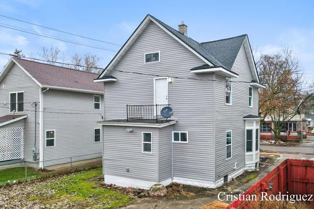 145 Nw Straight Avenue Nw, City Of Grand Rapids, MI 49504