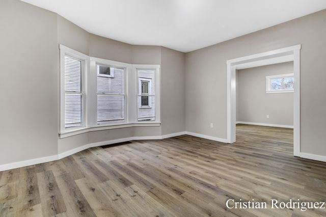 145 Nw Straight Avenue Nw, City Of Grand Rapids, MI 49504