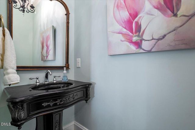 1015 Venetian Court, Cary, NC 27518