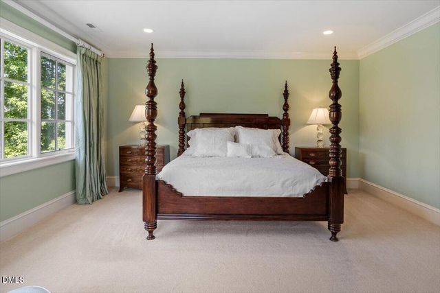 1015 Venetian Court, Cary, NC 27518