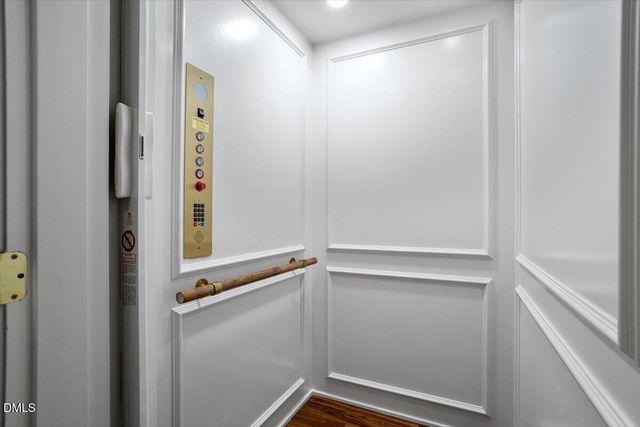 1015 Venetian Court, Cary, NC 27518