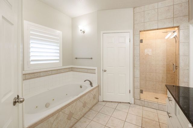 5042 S VIKING DR, South Ogden, UT 84403