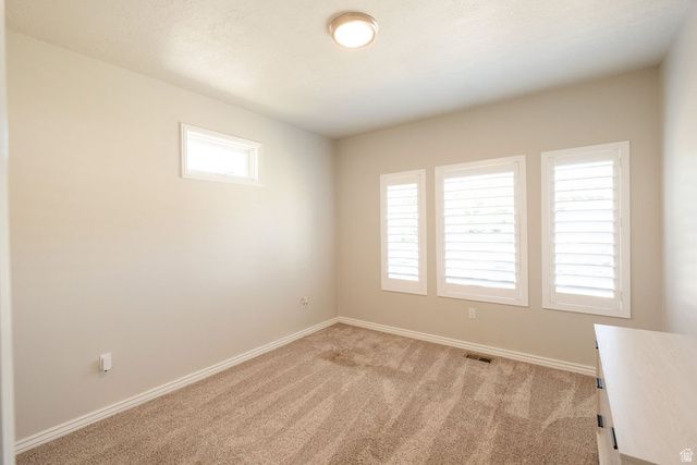 5042 S VIKING DR, South Ogden, UT 84403