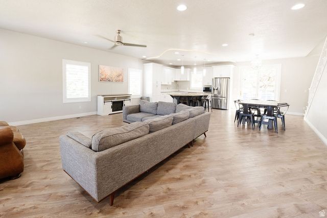 5042 S VIKING DR, South Ogden, UT 84403