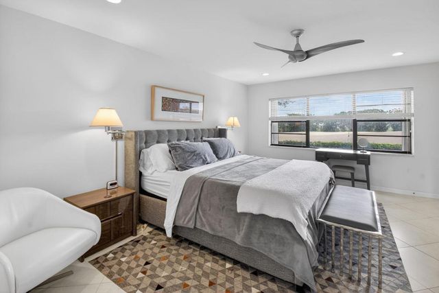 33 Westgate Lane C, Boynton Beach, FL 33436