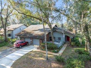 906 VILLAGE GREEN ROAD, Deland, FL 32720