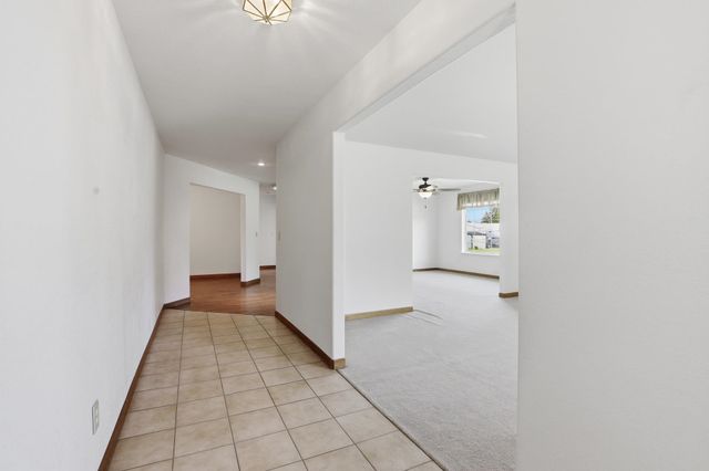 123 N STEVENS St, Deer Park, WA 99006