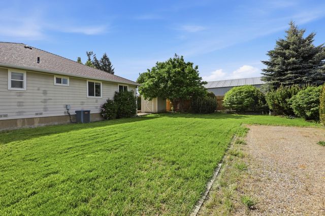 123 N STEVENS St, Deer Park, WA 99006