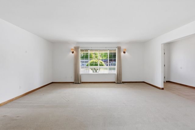 123 N STEVENS St, Deer Park, WA 99006