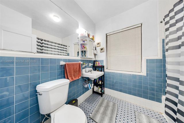 605 NW 34th Avenue, Miami, FL 33125