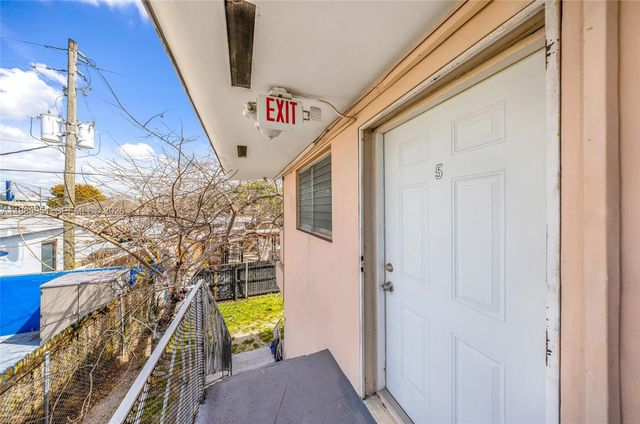 605 NW 34th Avenue, Miami, FL 33125
