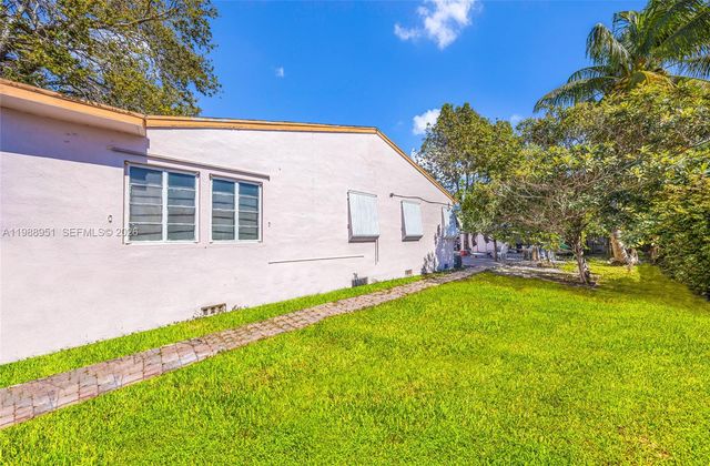 605 NW 34th Avenue, Miami, FL 33125