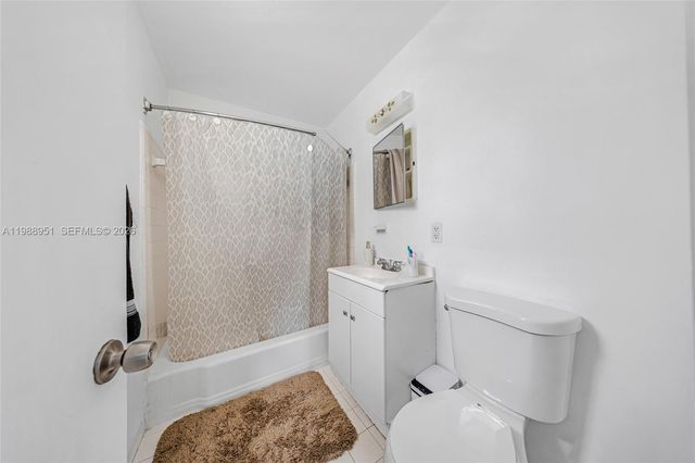 605 NW 34th Avenue, Miami, FL 33125