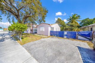 605 NW 34th Avenue, Miami, FL 33125