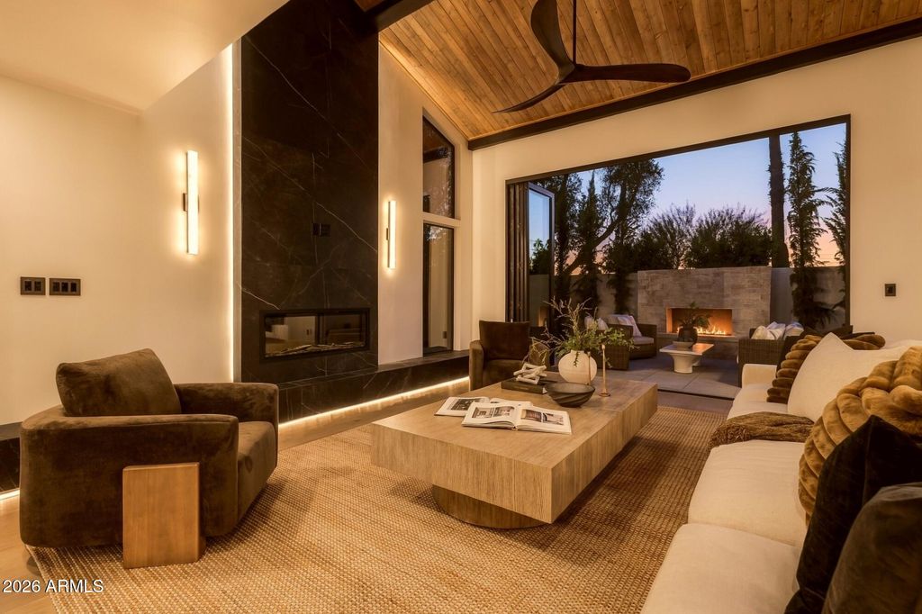 4432 E CAMELBACK Road 120, Phoenix, AZ 85018 — photo 2