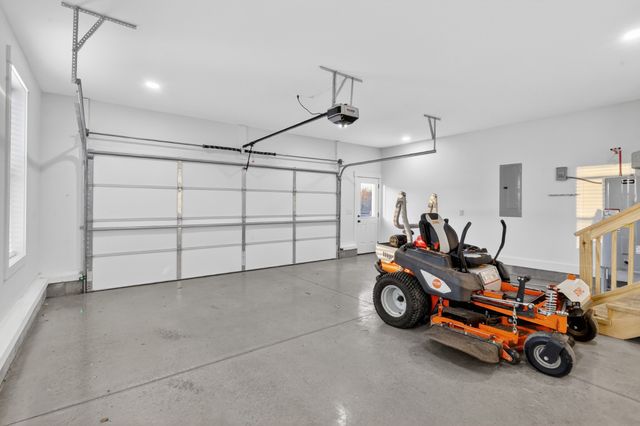 249 Claypool Rd, Bethpage, TN 37022