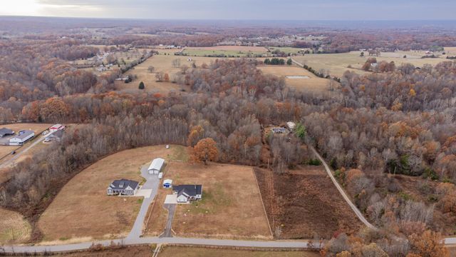 249 Claypool Rd, Bethpage, TN 37022