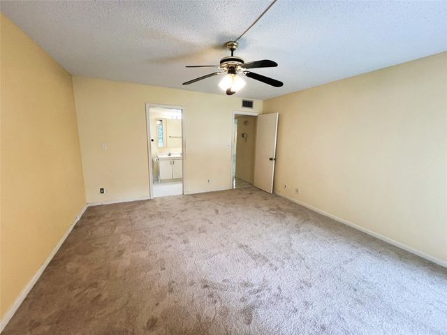 2305 Lucaya Lane D-2, Coconut Creek, FL 33066