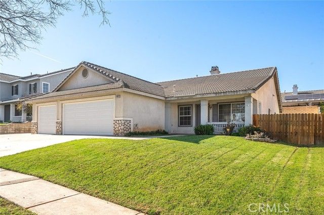 2062 Aberdeen, Corona, CA 92881